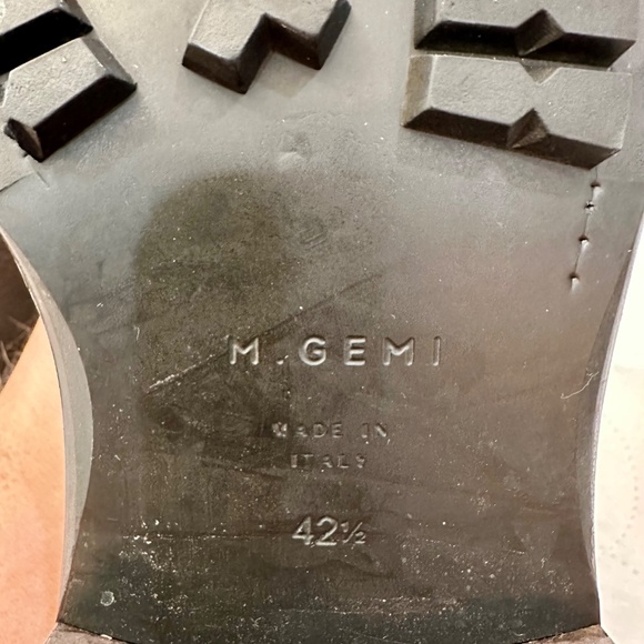 Black lace up boots size 9 - Picture 11 of 16